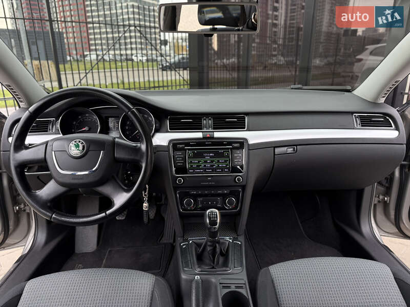 Ліфтбек Skoda Superb 2012 в Києві