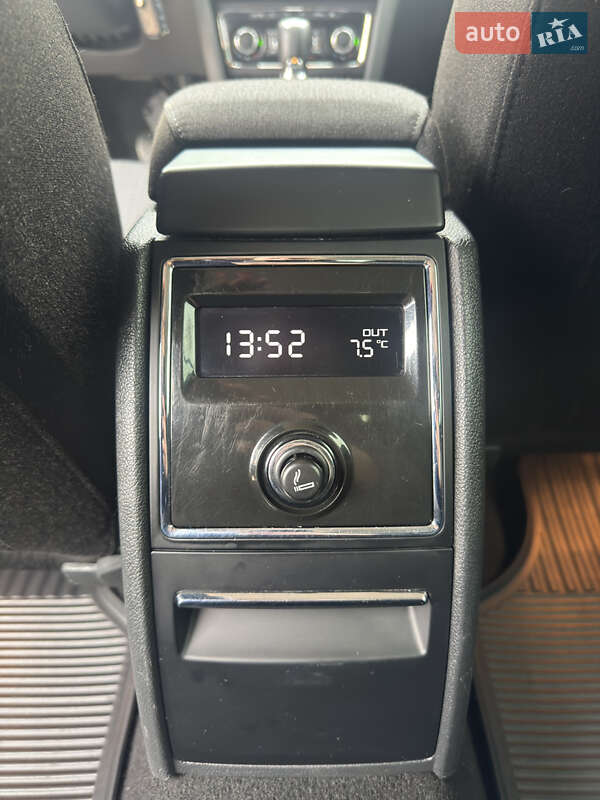 Лифтбек Skoda Superb 2013 в Киеве