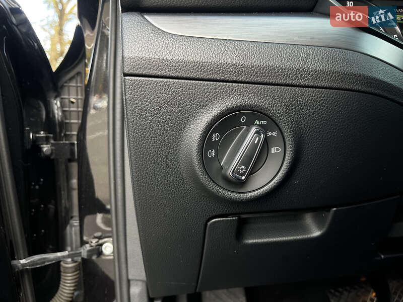 Універсал Skoda Superb 2018 в Одесі фото 26 Універсал Skoda Superb 2018 в Одесі