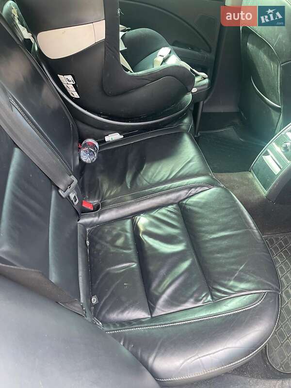 Универсал Skoda Superb 2012 в Киеве