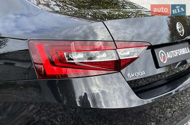 Лифтбек Skoda Superb 2017 в 