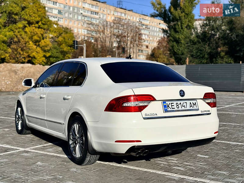 Ліфтбек Skoda Superb 2013 в Кривому Розі
