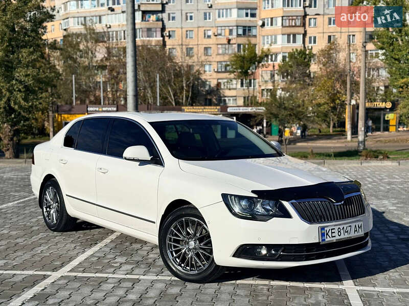 Skoda Superb 2013 Skoda Superb 2013