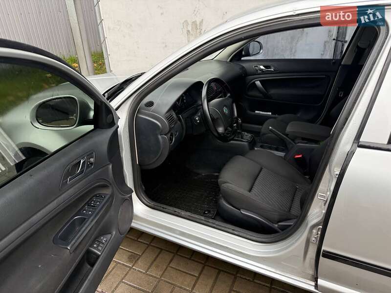 Лифтбек Skoda Superb 2007 в Киеве фото 9 Лифтбек Skoda Superb 2007 в Киеве