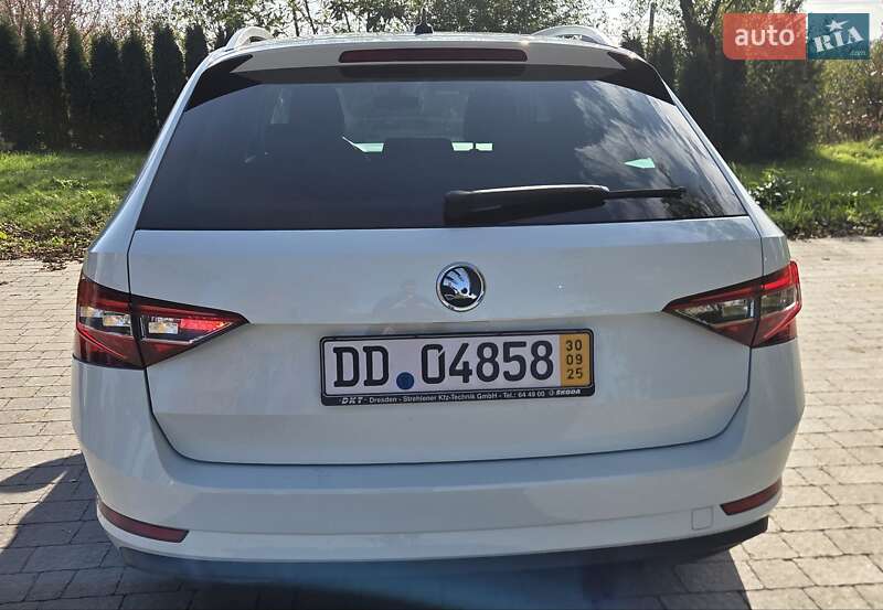 Универсал Skoda Superb 2016 в Бучаче