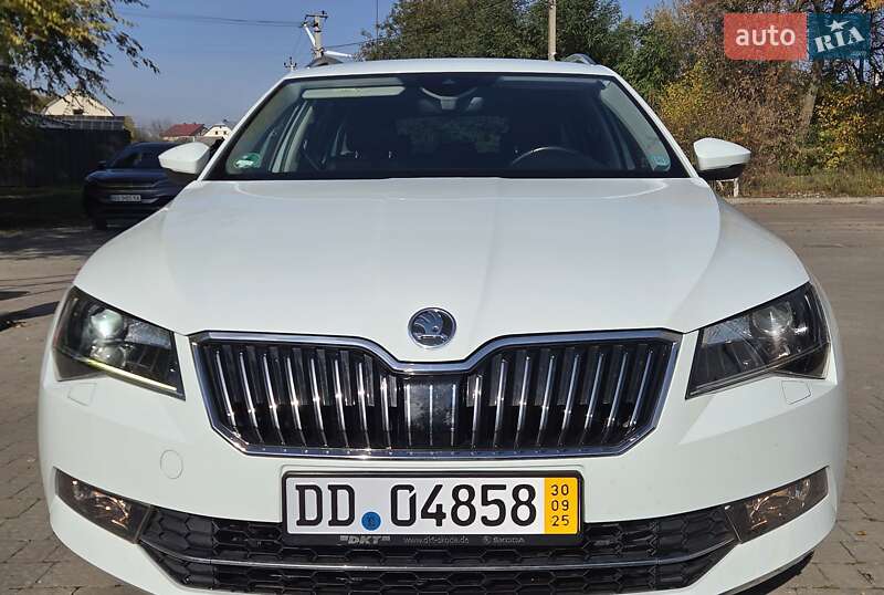 Универсал Skoda Superb 2016 в Бучаче