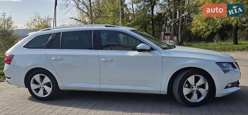 Универсал Skoda Superb 2016 в Бучаче