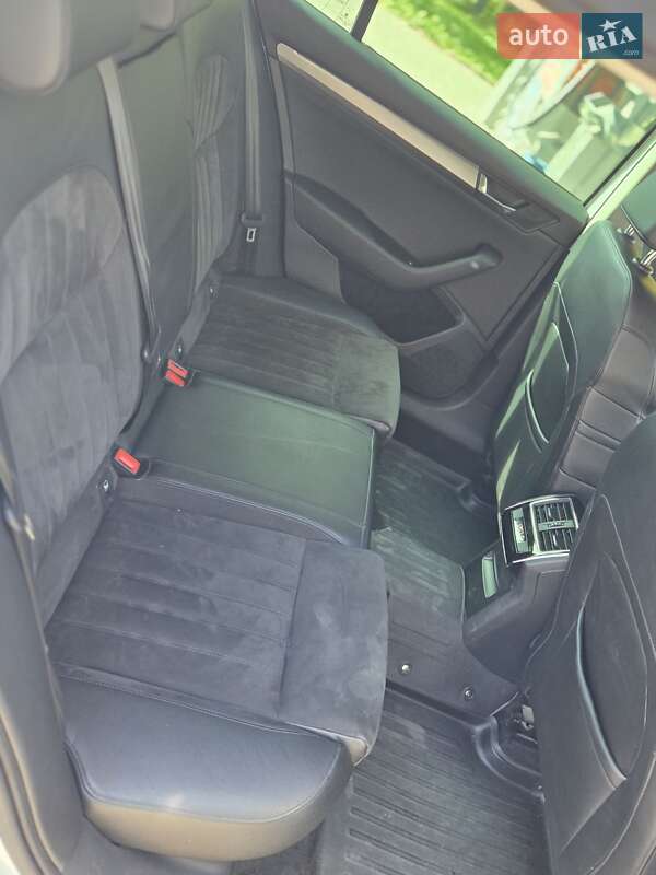 Универсал Skoda Superb 2016 в Бучаче