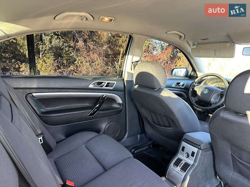 Лифтбек Skoda Superb 2006 в Ивано-Франковске фото 10 Лифтбек Skoda Superb 2006 в Ивано-Франковске