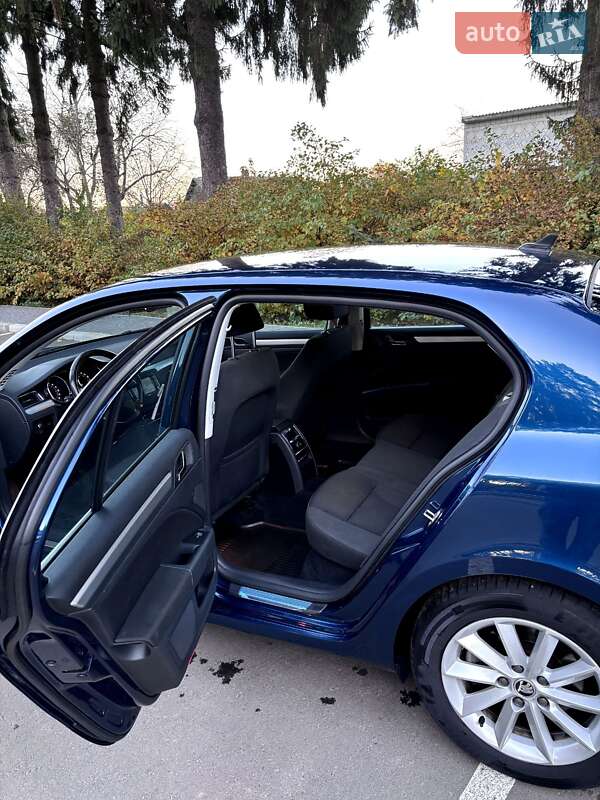 Ліфтбек Skoda Superb 2014 в Дубні фото 18 Ліфтбек Skoda Superb 2014 в Дубні
