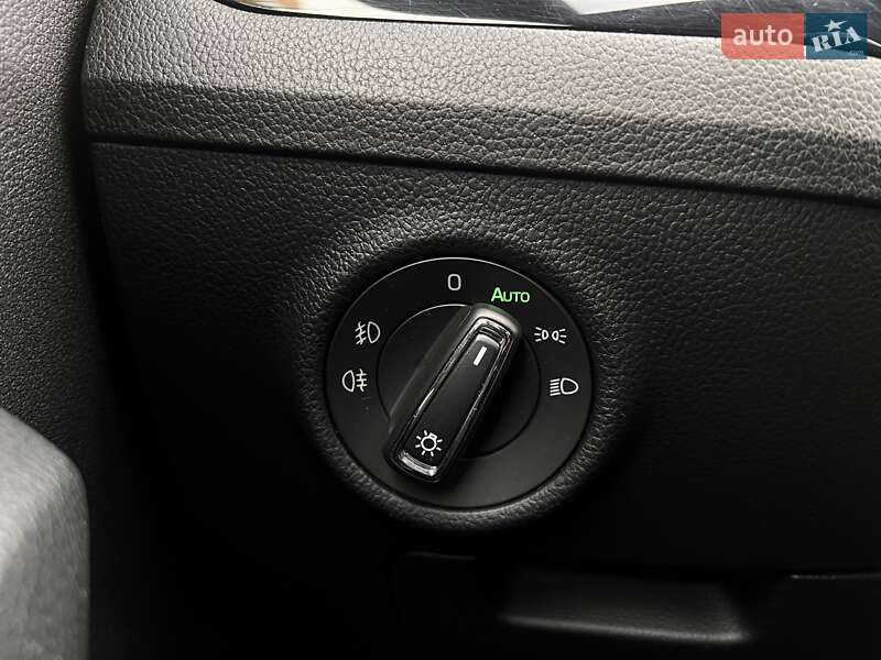 Универсал Skoda Superb 2018 в Ровно