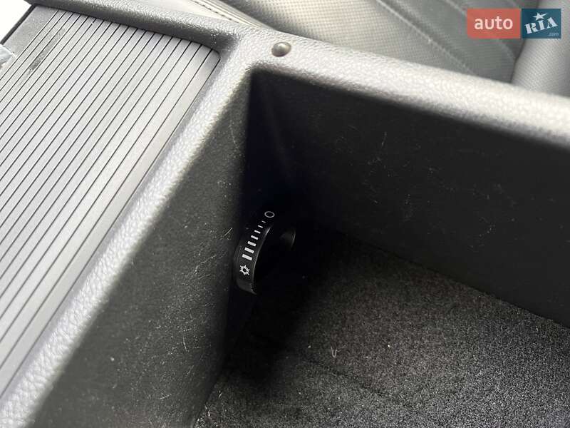 Универсал Skoda Superb 2018 в Ровно