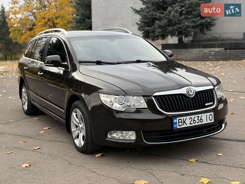 Универсал Skoda Superb 2012 в Ровно фото 12 Универсал Skoda Superb 2012 в Ровно