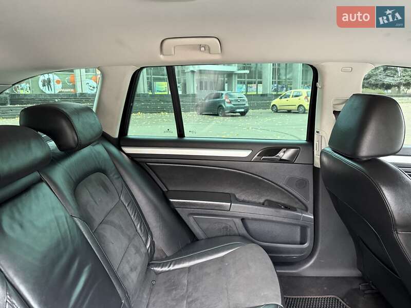 Универсал Skoda Superb 2012 в Ровно фото 46 Универсал Skoda Superb 2012 в Ровно