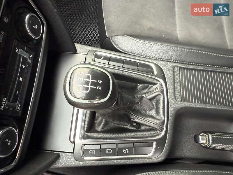 Универсал Skoda Superb 2012 в Ровно фото 59 Универсал Skoda Superb 2012 в Ровно