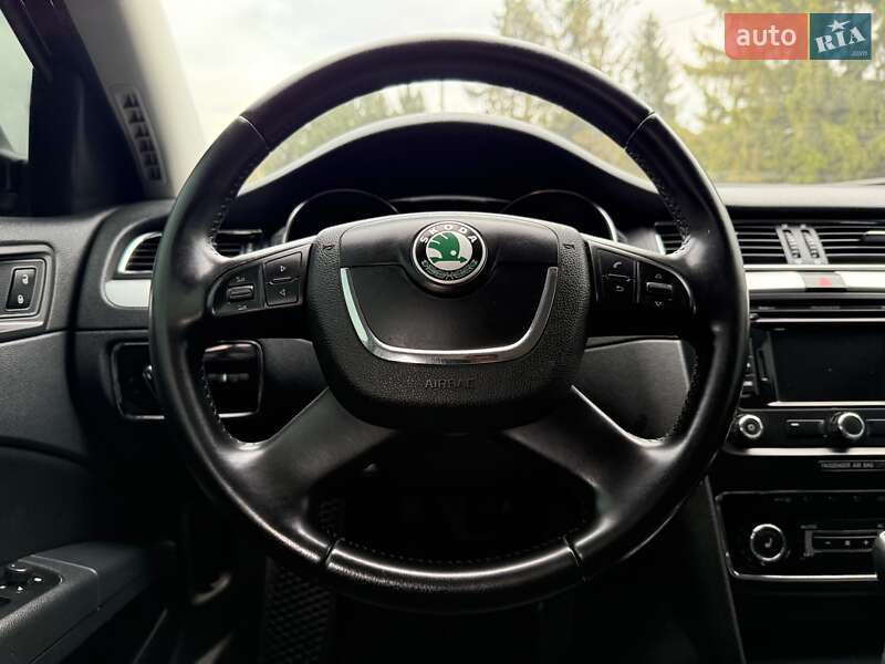 Универсал Skoda Superb 2012 в Ровно фото 68 Универсал Skoda Superb 2012 в Ровно
