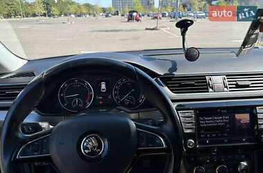 Універсал Skoda Superb 2015 в  фото 20 Універсал Skoda Superb 2015 в