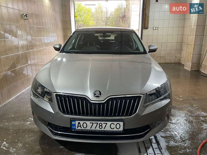 Ліфтбек Skoda Superb 2018 в Рахові фото 5 Ліфтбек Skoda Superb 2018 в Рахові