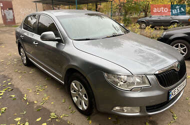 Ліфтбек Skoda Superb 2011 в Кривому Розі