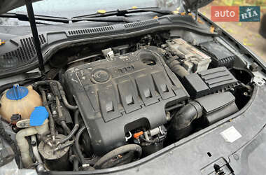 Ліфтбек Skoda Superb 2011 в Кривому Розі