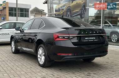 Лифтбек Skoda Superb 2020 в 