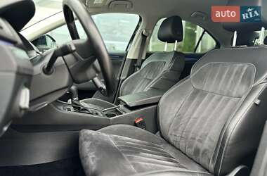 Лифтбек Skoda Superb 2020 в 