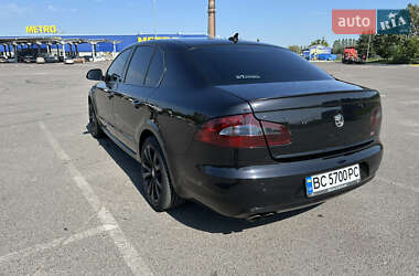 Лифтбек Skoda Superb 2012 в Львове