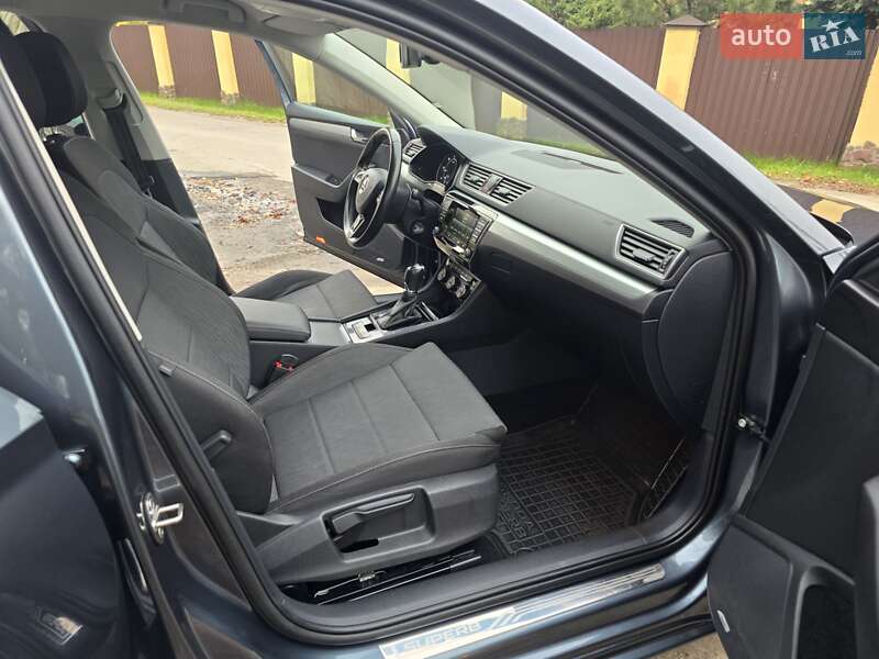 Універсал Skoda Superb 2015 в Києві фото 47 Універсал Skoda Superb 2015 в Києві