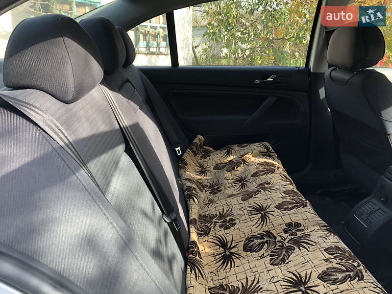 Лифтбек Skoda Superb 2006 в Киеве фото 19 Лифтбек Skoda Superb 2006 в Киеве