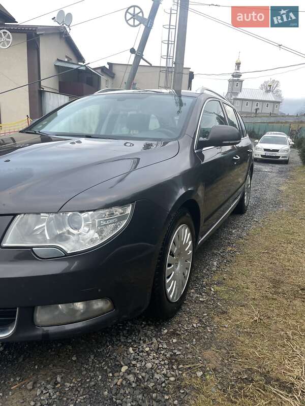 Универсал Skoda Superb 2011 в Ужгороде фото 7 Универсал Skoda Superb 2011 в Ужгороде