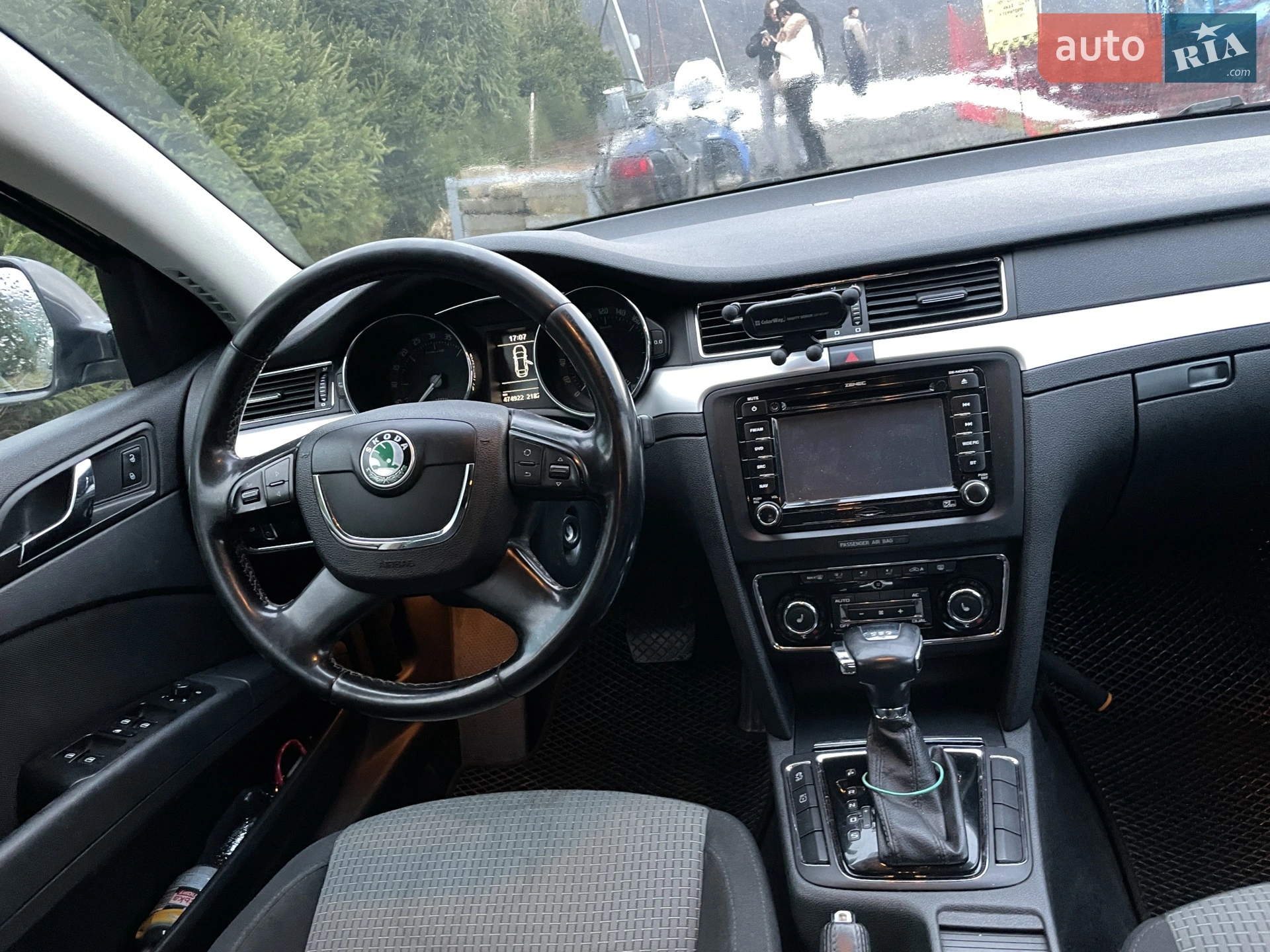 2011 Skoda Superb - мініатюра 20