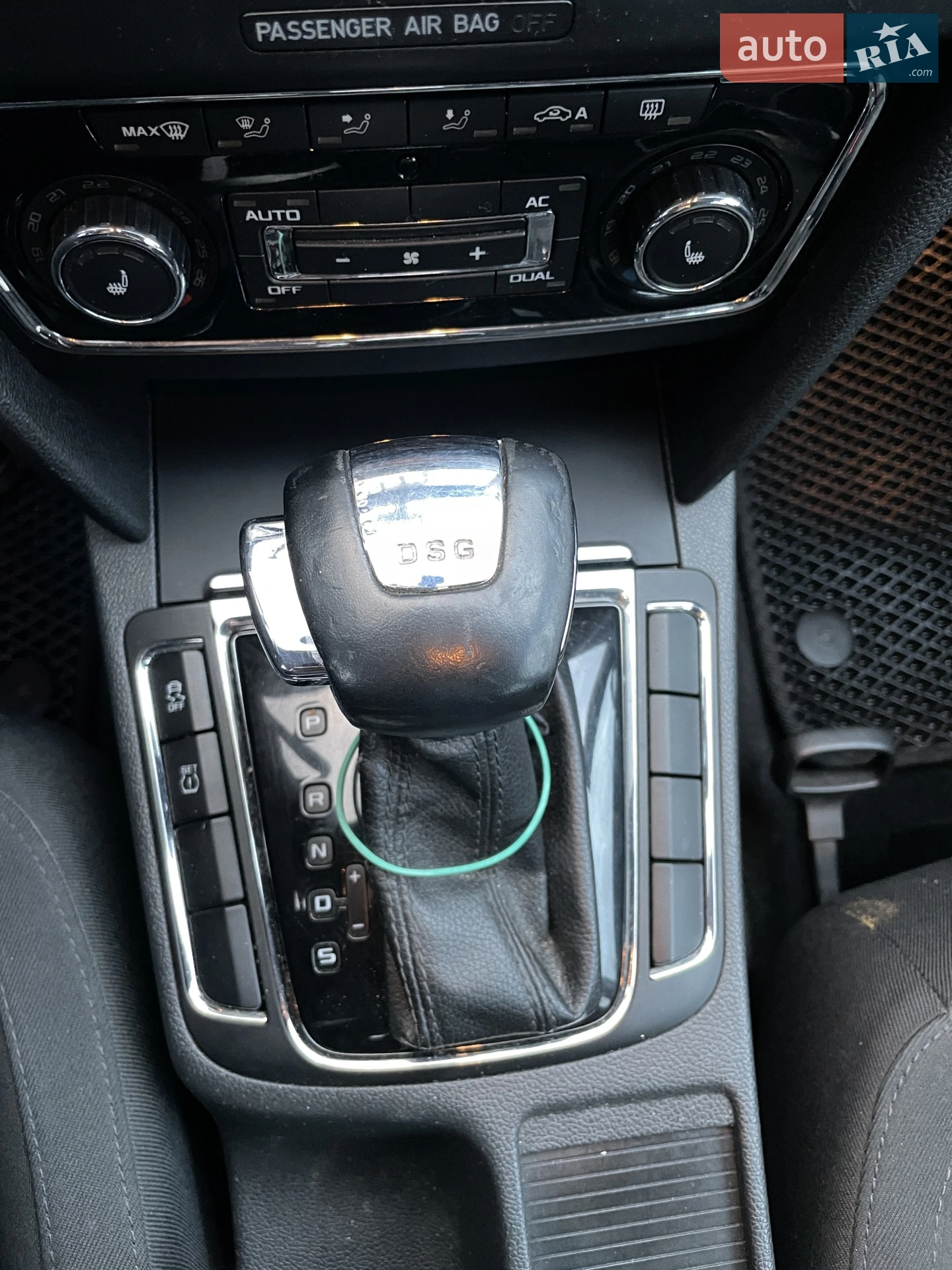 2011 Skoda Superb - мініатюра 31