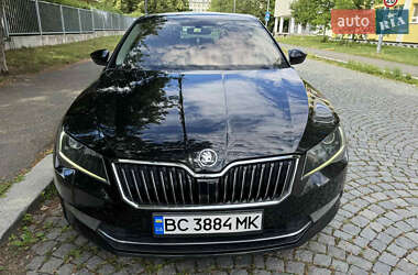 Лифтбек Skoda Superb 2016 в Новом Роздоле
