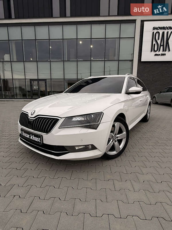 Универсал Skoda Superb 2017 в Хусте фото Универсал Skoda Superb 2017 в Хусте