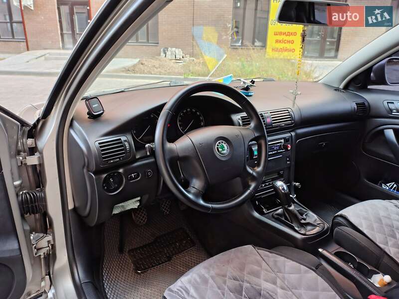 Лифтбек Skoda Superb 2007 в Нетешине