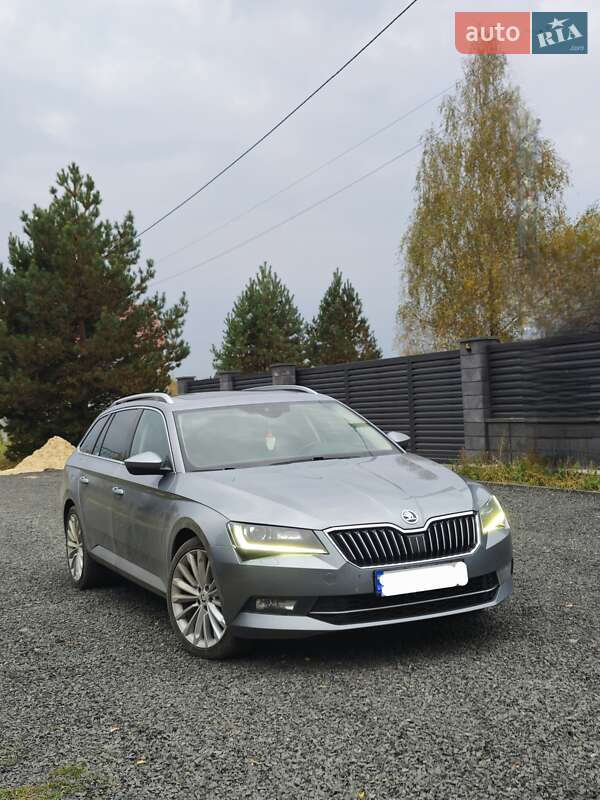Універсал Skoda Superb 2019 в Костопілі