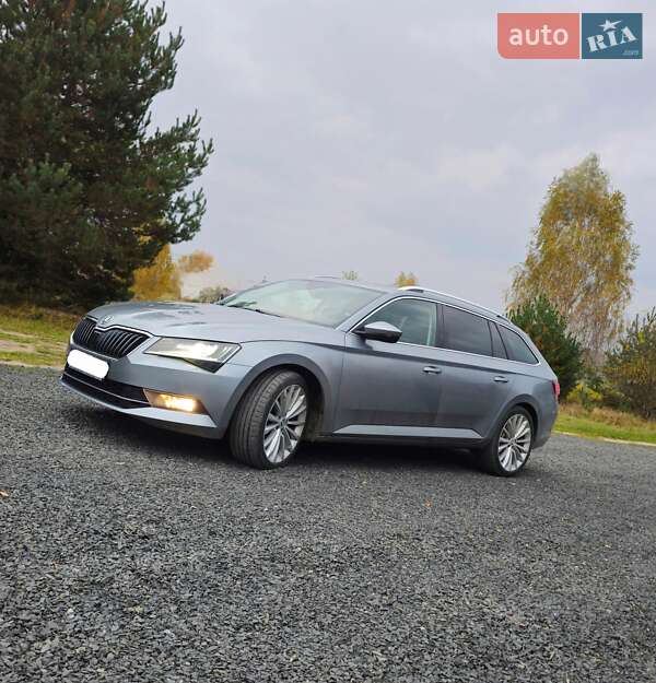 Універсал Skoda Superb 2019 в Костопілі