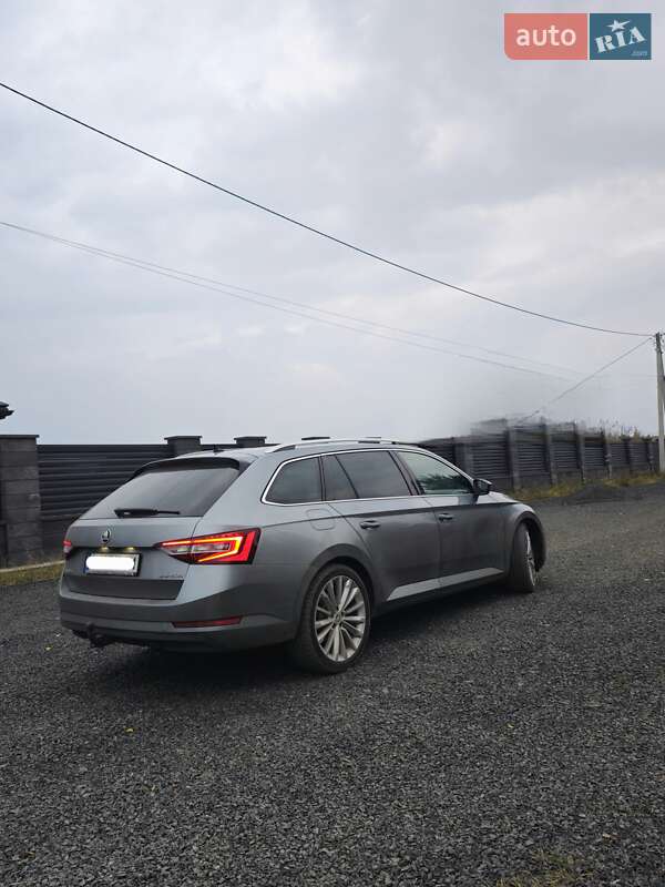 Універсал Skoda Superb 2019 в Костопілі