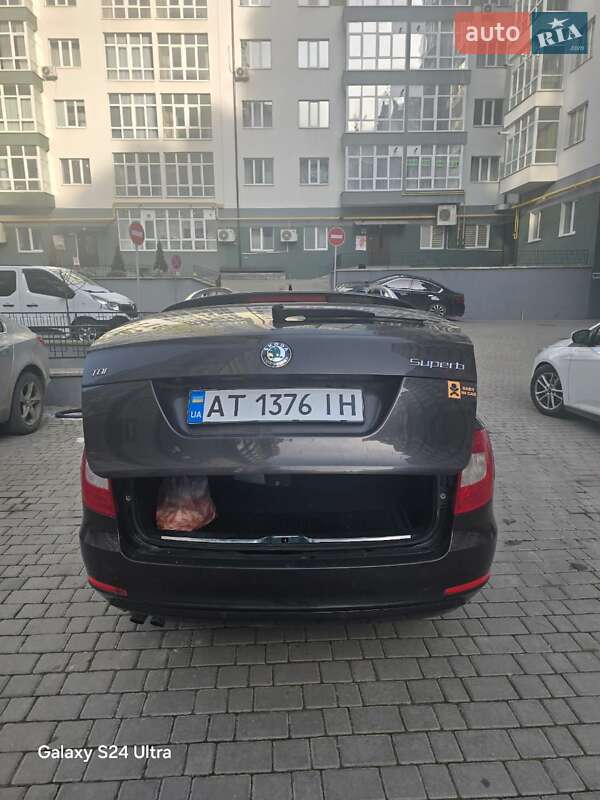 Універсал Skoda Superb 2012 в Івано-Франківську