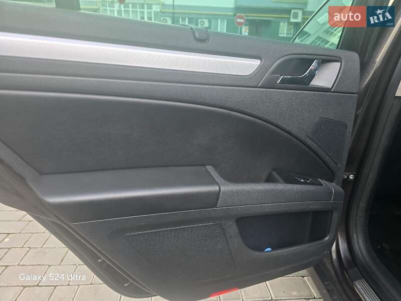 Універсал Skoda Superb 2012 в Івано-Франківську