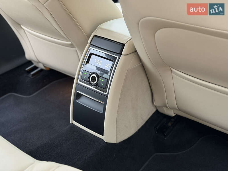Універсал Skoda Superb 2012 в Рівному