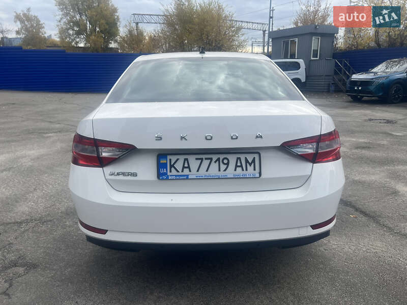 Лифтбек Skoda Superb 2020 в Киеве фото 4 Лифтбек Skoda Superb 2020 в Киеве