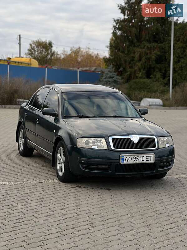 Лифтбек Skoda Superb 2003 в Жмеринке