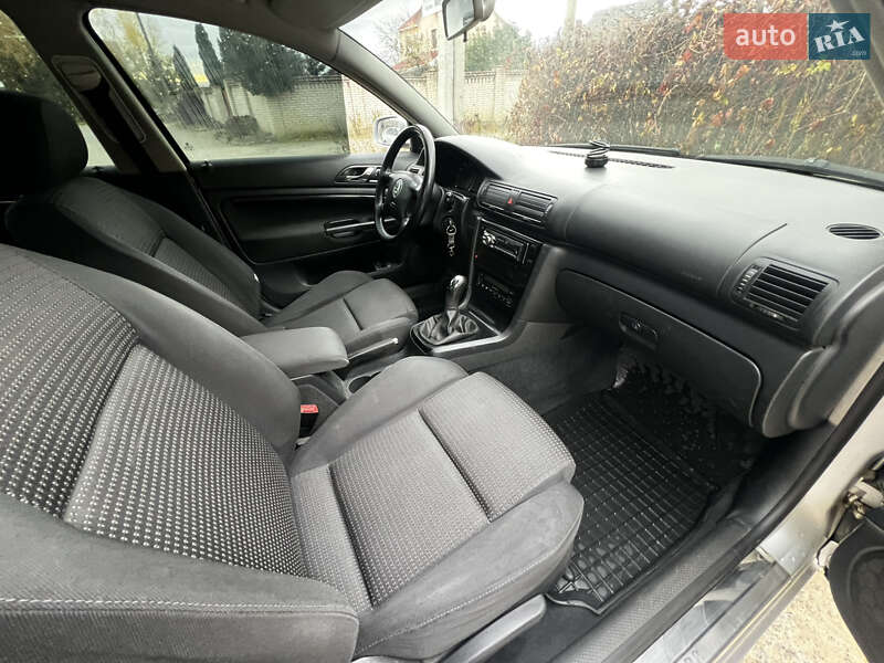 Ліфтбек Skoda Superb 2004 в Вінниці