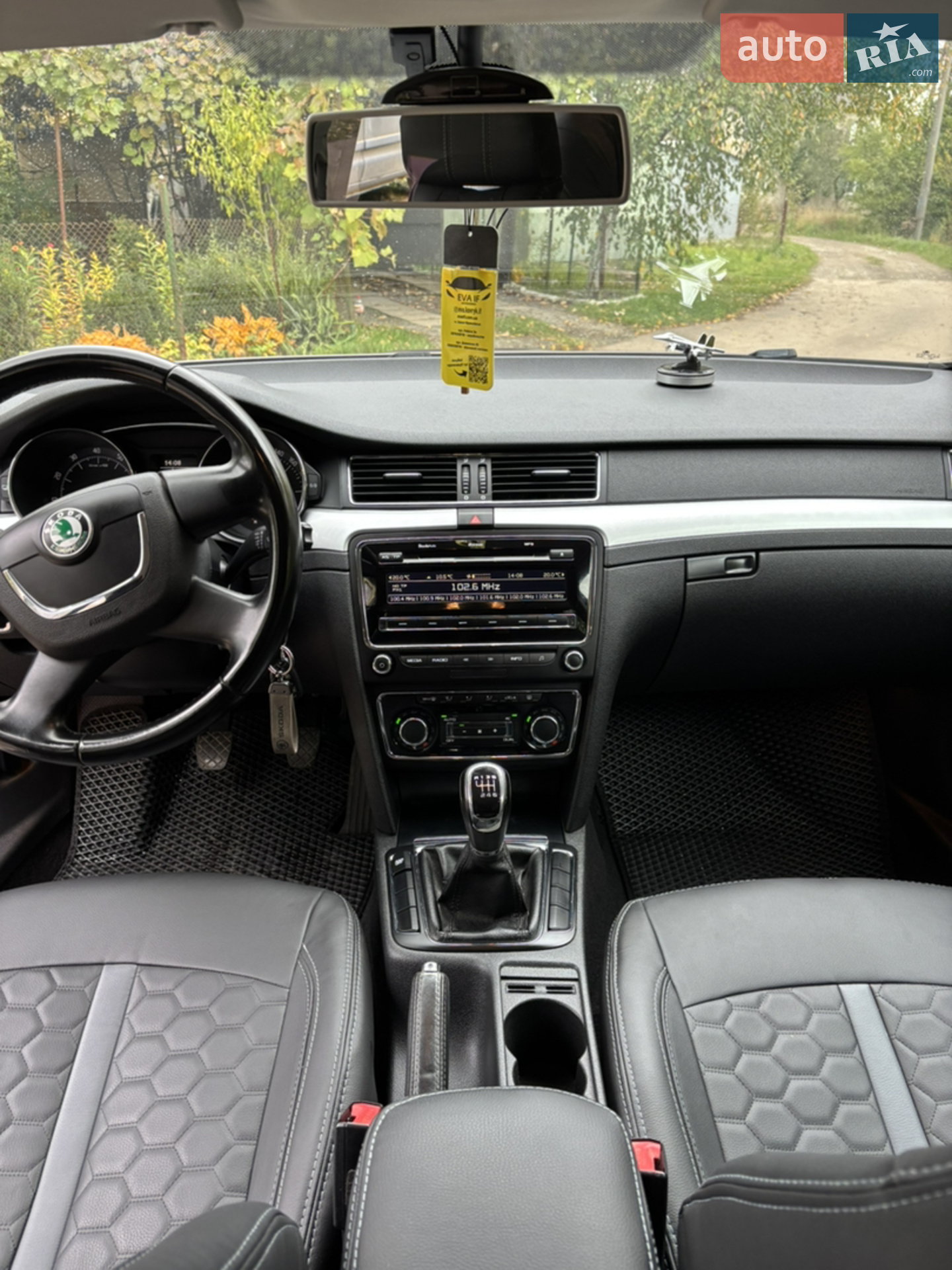 2010 Skoda Superb - мініатюра 22