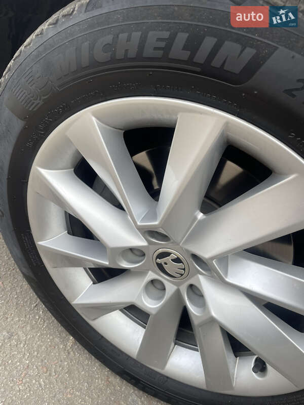 Лифтбек Skoda Superb 2017 в Житомире фото 25 Лифтбек Skoda Superb 2017 в Житомире