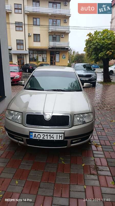 Skoda Superb 2004