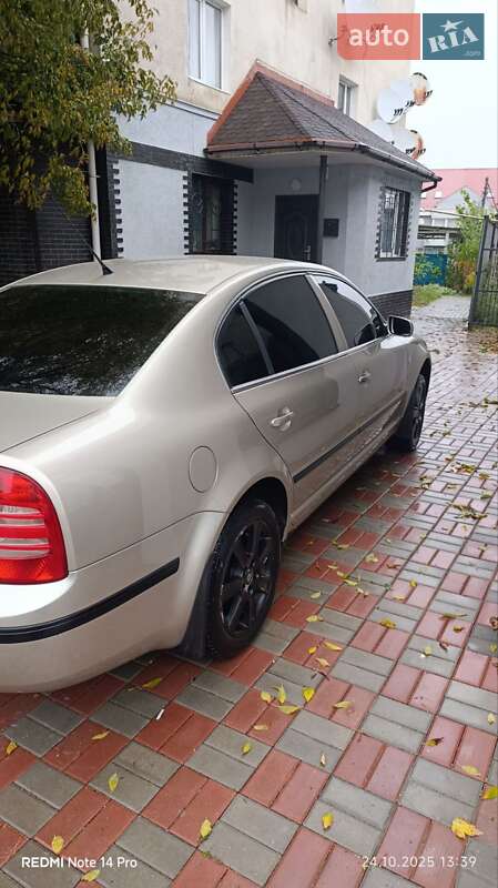 Ліфтбек Skoda Superb 2004 в Ужгороді фото 6 Ліфтбек Skoda Superb 2004 в Ужгороді