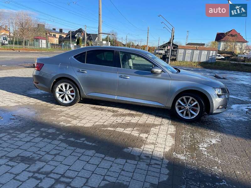 Лифтбек Skoda Superb 2015 в Ивано-Франковске фото 4 Лифтбек Skoda Superb 2015 в Ивано-Франковске