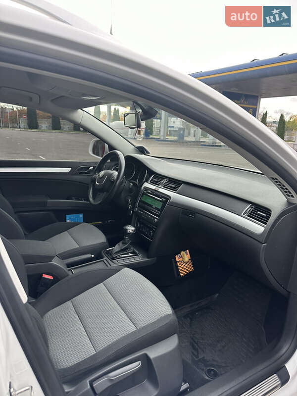 Универсал Skoda Superb 2012 в Ровно фото 11 Универсал Skoda Superb 2012 в Ровно